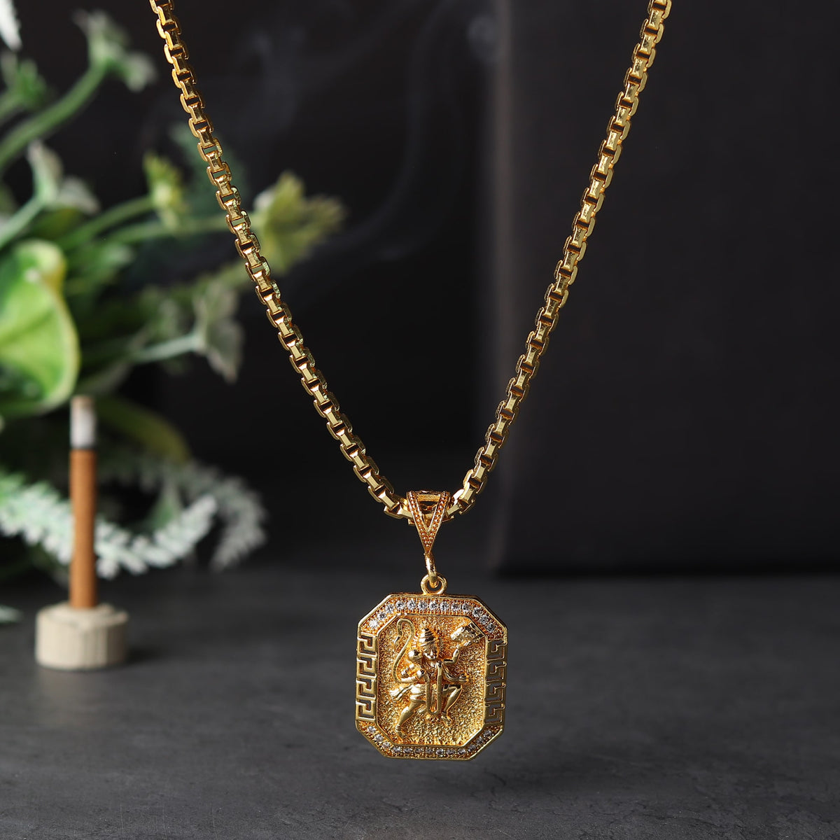 Gold-plated Hanuman pendant for divine adornment ! Divine Hindu