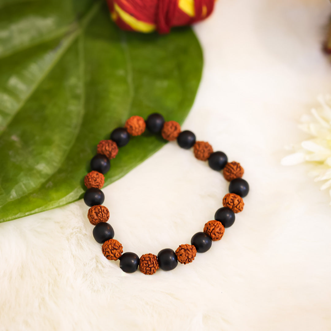 Divine Hindu Karungali Rudraksha Bracelet.